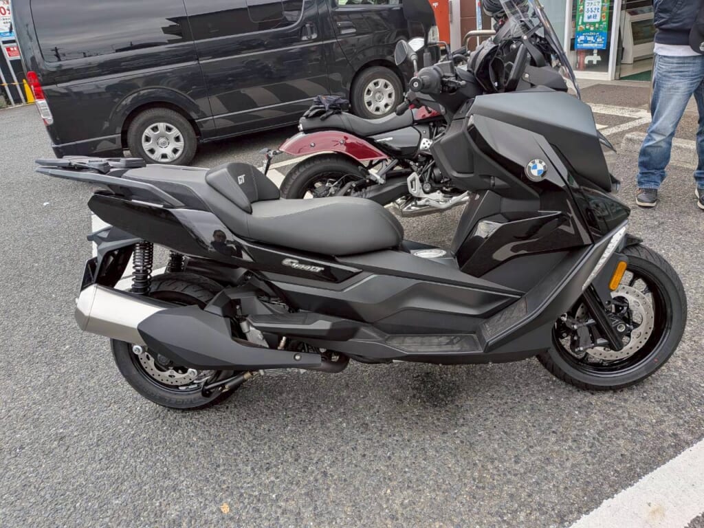 サイドビュー(右側)