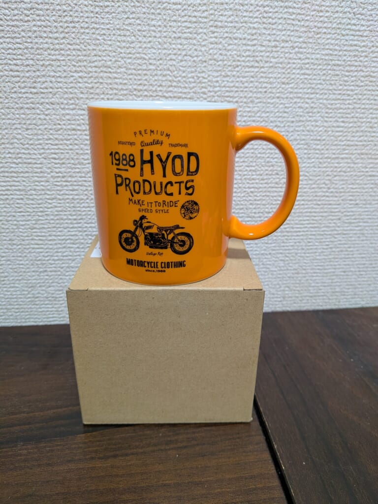 マグカップ (税込み2,090円)